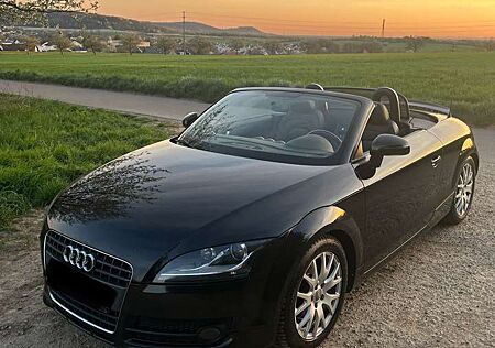 Audi TT Roadster 2.0 TFSI S-Line Volleder PDC Tüv neu