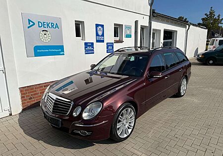 Mercedes-Benz E 500 T AVANTGARDE*LEDER*AHK*PDC*