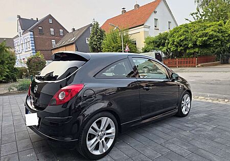 Opel Corsa 1.4 16V Satellite OPC-Optik