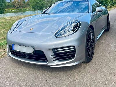 Porsche Panamera GTS PDK Porsche Exclusive/PDCC/ ACC / Vollleder