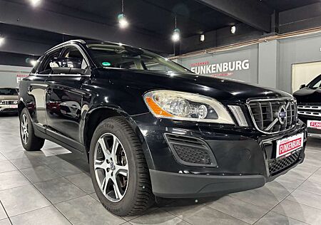 Volvo XC 60 XC60 Summum AWD PANO/AUT/LEDER/NAVI/XENON
