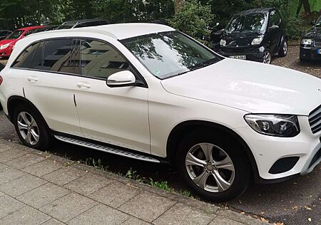 Mercedes-Benz GLC 250 d 4Matic 9G-TRONIC
