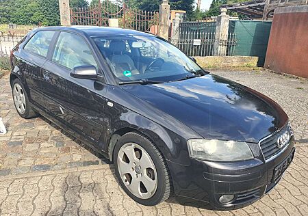 Audi A3 2.0 FSI Attraction tuv10.26