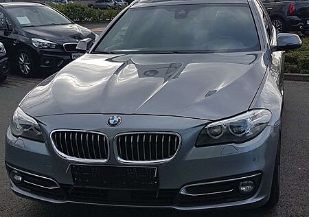 BMW 520d 520 Touring Aut. Luxury Line