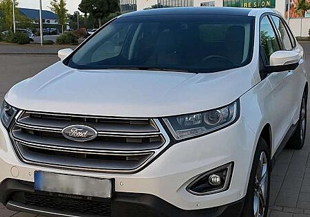 Ford Edge Titanium 4x4