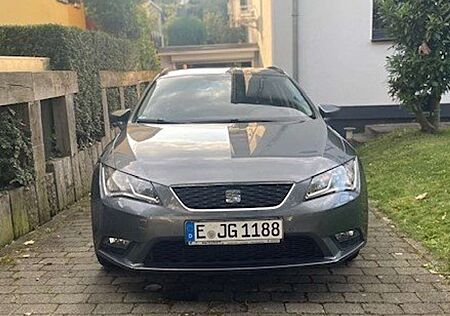 Seat Leon ST Style 1.4 TSI, Navi, TÜV Reifen neu