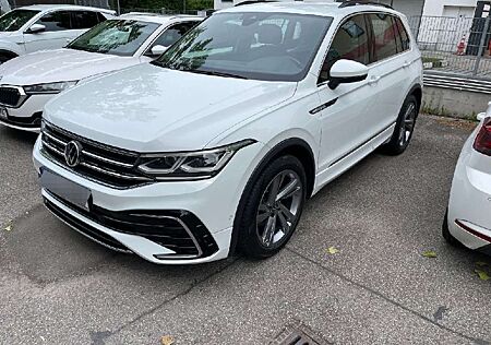 VW Tiguan Volkswagen 1.5 TSI BMT R-Line Matrix R-Line AHK ACC