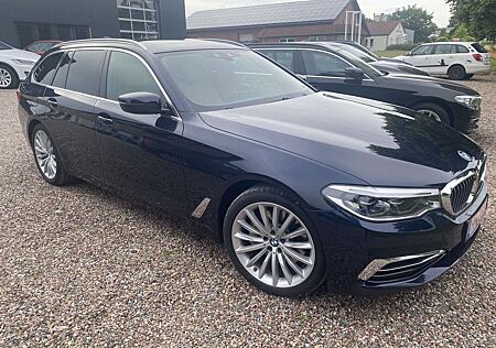 BMW 530 d Luxury Line AHK+LED+HUD+Pano
