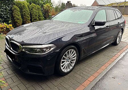 BMW 520 d Touring Aut. M-Sport / HUD / LUFT /