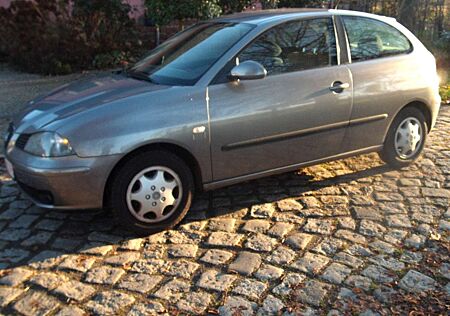 Seat Ibiza 3-Türer 1.4 16V Reference
