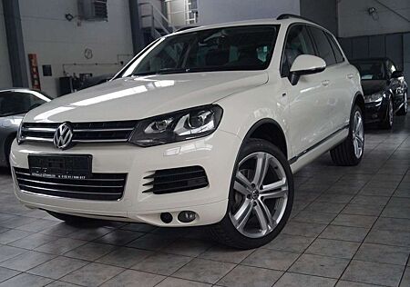 VW Touareg Volkswagen 3.0 V6 TDI R-Line BMT*Leder*AHK*PDC*SH*