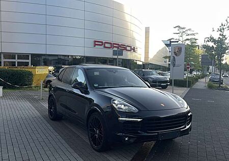 Porsche Cayenne Diesel Platinum Edition