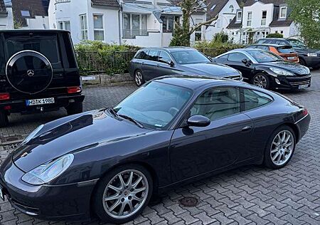 Porsche 996 911 Carrera