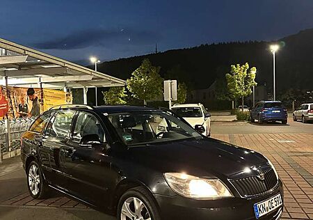 Skoda Octavia Combi 2.0 TDI DPF DSG Ambition