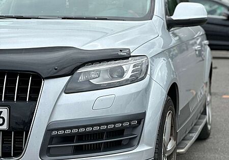 Audi Q7 3.0 TDI DPF quattro tiptronic