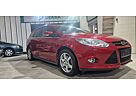 Ford Focus Turnier Titanium Scheckheft Lückenlos/1.H