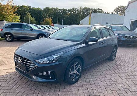 Hyundai i30 cw Facelift SportWagon*Scheckheft*Kamera
