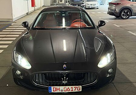 Maserati GranTurismo FINANZ./VERSICHERUNG/ 24MON.PREMIUM GARANTIE+VERL.