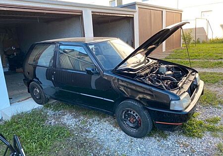 Fiat Uno 3p 1.4 ie turbo Racing Onhe Cat