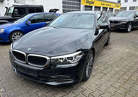 BMW 530d 530 xDrive Touring Aut. Sport Line Head-up SHZ