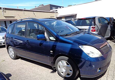 Toyota Corolla Verso 2.0 D-4D, Klimatr., AHK, Kamera