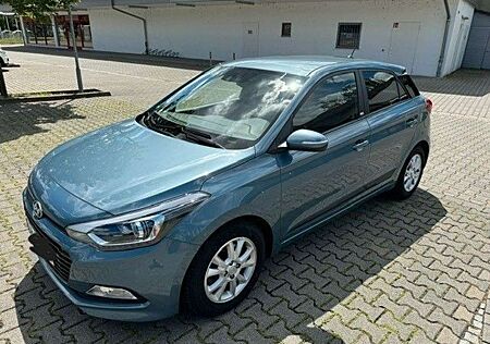 Hyundai i20 blue 1.0 T-GDI Passion