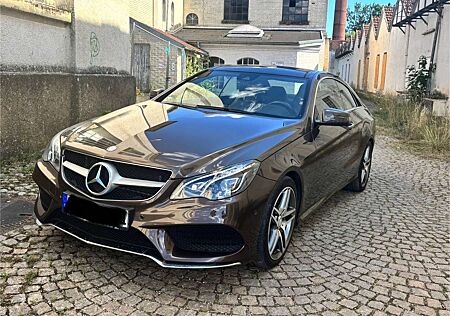 Mercedes-Benz E 350 Coupé BlueTec / Diesel ( 207.326)