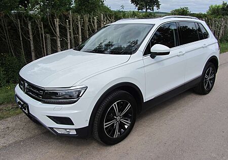 VW Tiguan Volkswagen 2.0 TSI 4Motion (BlueMotion Technology) DSG