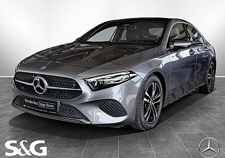 Mercedes-Benz A 200 Limousine DISTRONIC+PANO+TOTWINKEL+360°+17