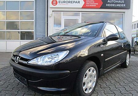 Peugeot 206 75* WINTERREIFEN * TÜV NEU* 1 VORBESITZER *
