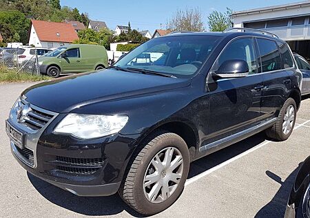 VW Touareg Volkswagen V6 TDI*NAVI*XENON*AHK*PDC*EL HECKKL* SO U WINTERR*