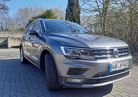 VW Tiguan gebraucht kaufen VW Tiguan Volkswagen 2.0 TDI, DSG Highline ACC