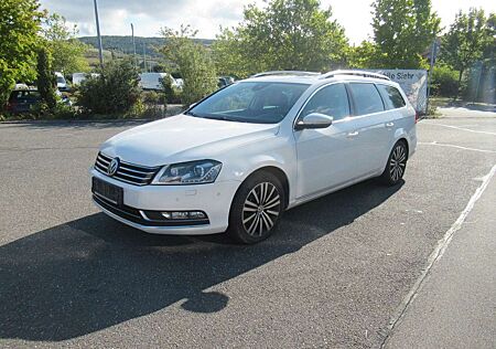 VW Passat Variant Volkswagen Highline BlueMotion