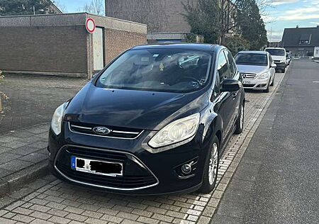 Ford C-Max Titanium