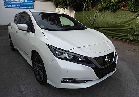 Nissan Leaf Tekna Service neu LED Navi Totwink. ACC PDC Kamera