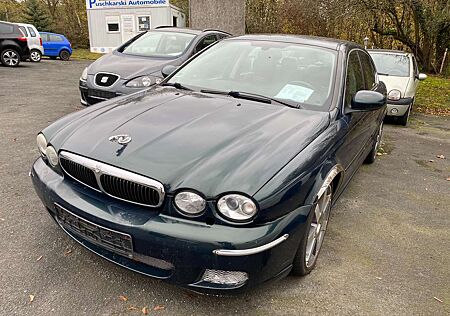 Jaguar X-Type 2.5 V6 Executive