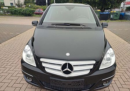 Mercedes-Benz B 180 BlueEfficiency , Standheizung , Temperatu