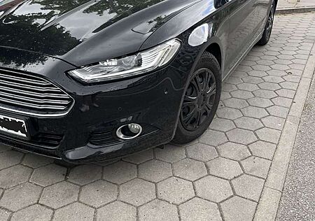 Ford Mondeo Turnier 2.0 TDCi Start-Stopp PowerShift-Aut