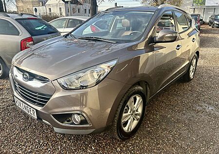 Hyundai ix35 Premium AWD Automatik * Kamera * AHK * Leder * TOP