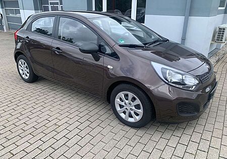 Kia Rio 1,2 Klima ZV So+Wi-Räder 1.Hand 17TKM