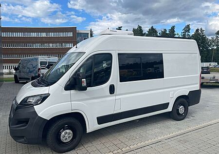 Peugeot Boxer Campervan L2H2 5 Sitzpl/5 Schlafpl