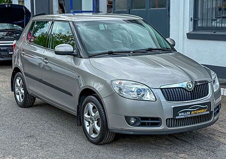 Skoda Fabia gebraucht kaufen Skoda Fabia 1.6 Elegance AUTOMATIK|SHZ|2.HAND