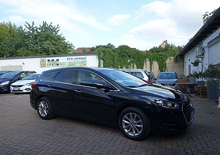 Hyundai i40 cw blue Trend, EU6, 2.Hand ,TÜV/Service neu