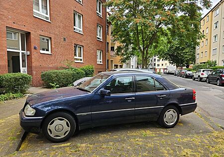 Mercedes-Benz 180