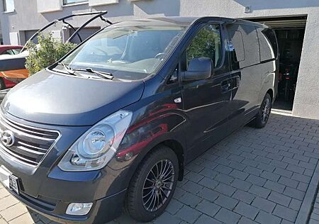 Hyundai H-1 2.5 CRDi Travel Premium