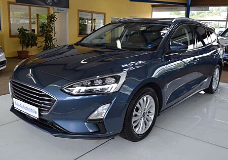 Ford Focus Turnier Titanium XENON / NAVI / R-KAMERA