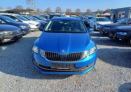 Skoda Octavia Combi 2.0 TDI DSG NAVI LED