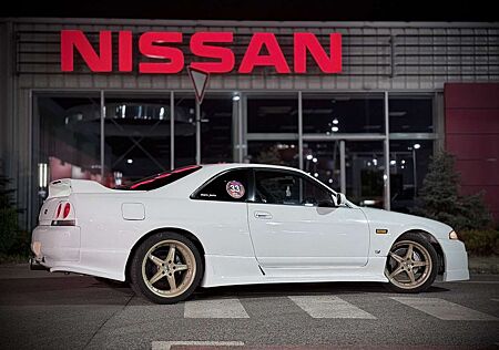 Nissan Skyline R33 GTST