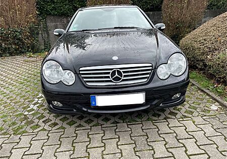 Mercedes-Benz C 200 C+200+CDI+Sportcoupe+Automatik+DPF+Sport+Edition