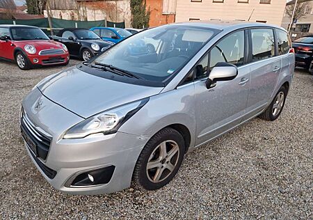 Peugeot 5008 2.0 HDI 7 Sitze